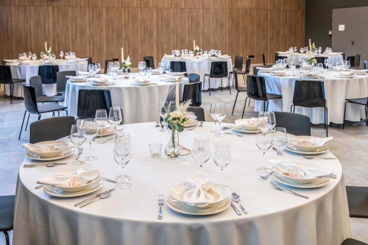 Flow Hotel & Conference Inarcs Ngoại thất bức ảnh